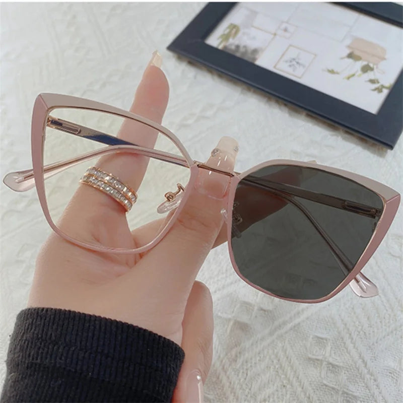 New Fashion Brand Design Retro Cat Eye Frame Photochromic Anti Blue Light Computer Women Reading Glasses Farsighted Diopters 0-6♥️