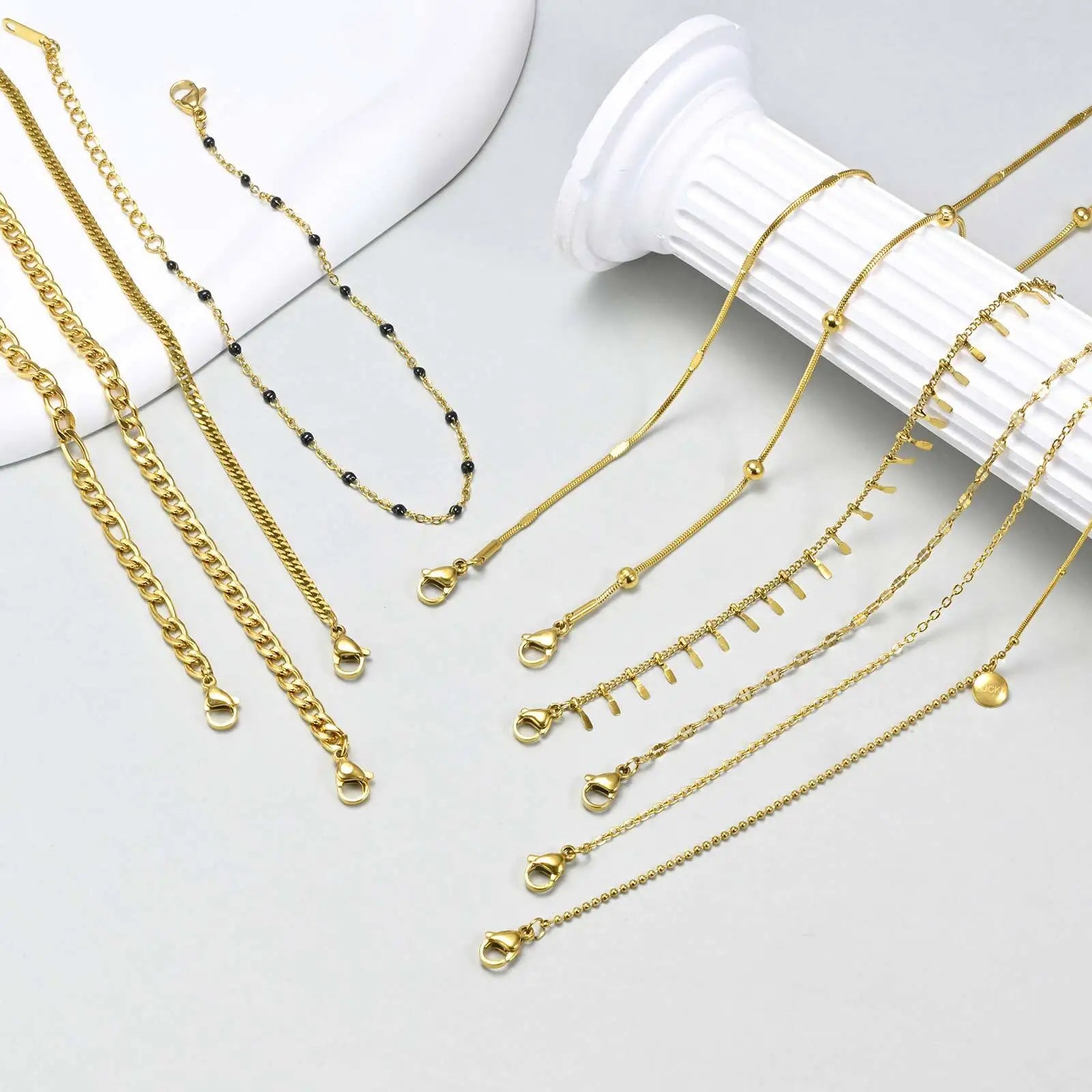 Waterproof Layered Link Chain Anklets Bracelet for Women, Gold Plated Foot Leg Anklets Summer Boho Beach Jewelry Adjustable