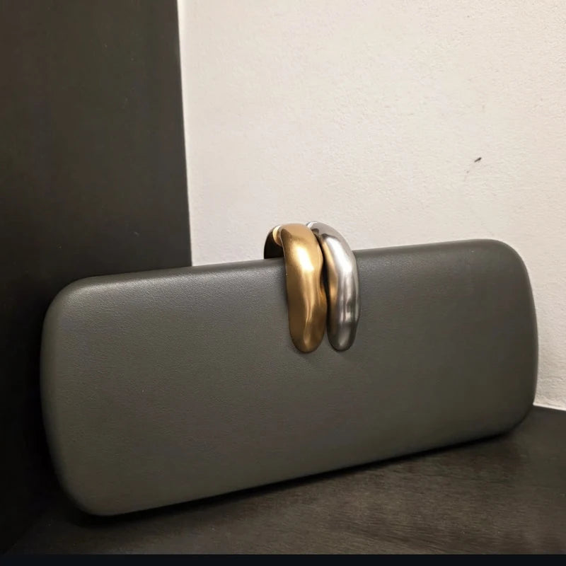 Box Rigd Clutch With Metal Detail Evening Bags For Women Luxury Designer Handbag And Purses 2025 New In PU Chain Strap Shoulder💕