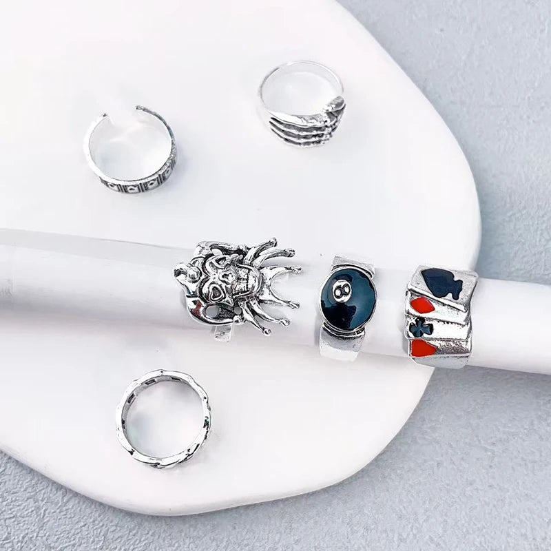 Hollow Geometric Rings Jewellery 🕷⛓️